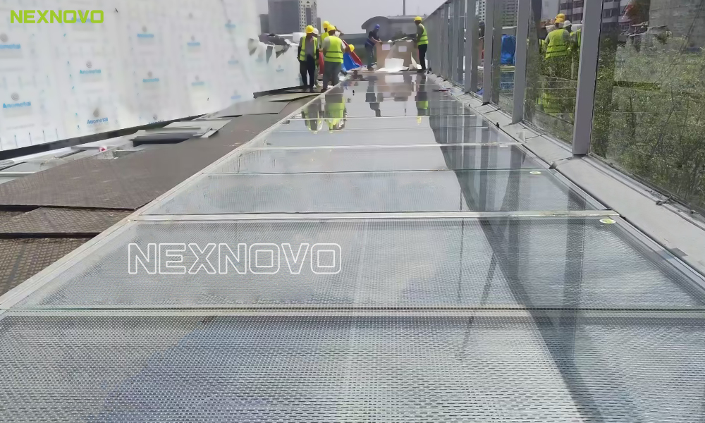 晶泓LED光電玻璃互動階梯.jpg 晶泓LED光電玻璃互動階梯.jpg