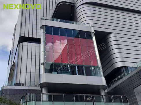 臺灣臺北市遠(yuǎn)東百貨玻璃幕墻LED玻璃顯示屏項(xiàng)目