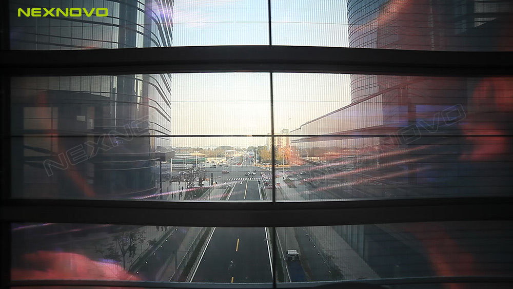 世界級都會地標(biāo)綜合體項目連廊LED透明屏(圖3)