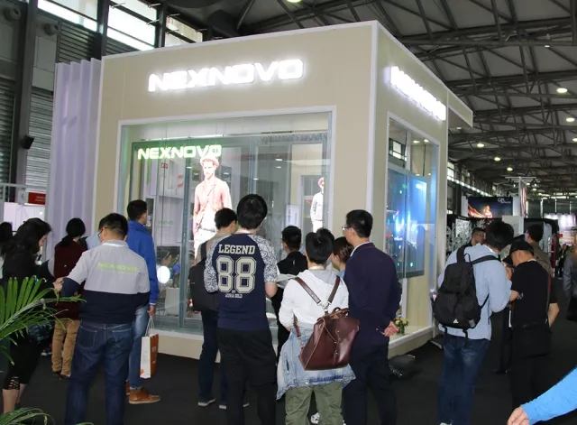 晶泓科技透明LED顯示屏爭艷C-star 2018上海國際零售展，取得理想效果完美落幕(圖5)
