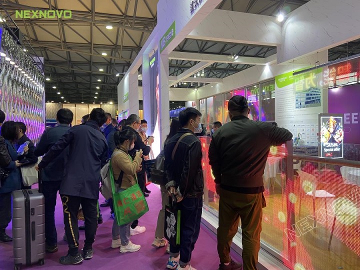 展會(huì)回顧 丨上海國(guó)際酒店及商業(yè)空間展，晶泓光電玻璃屏再掀人潮(圖16)